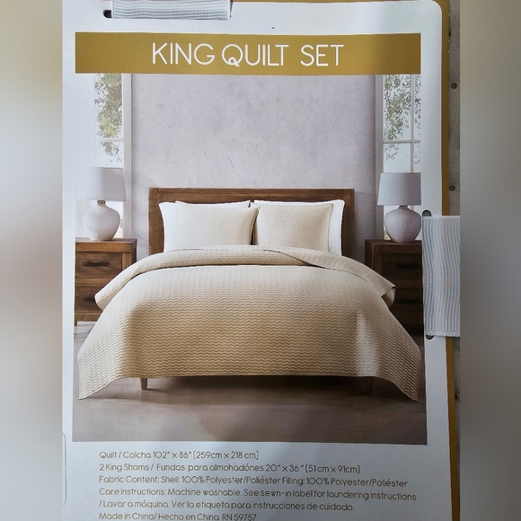 King Quilt Set - Picture 3 of 5
